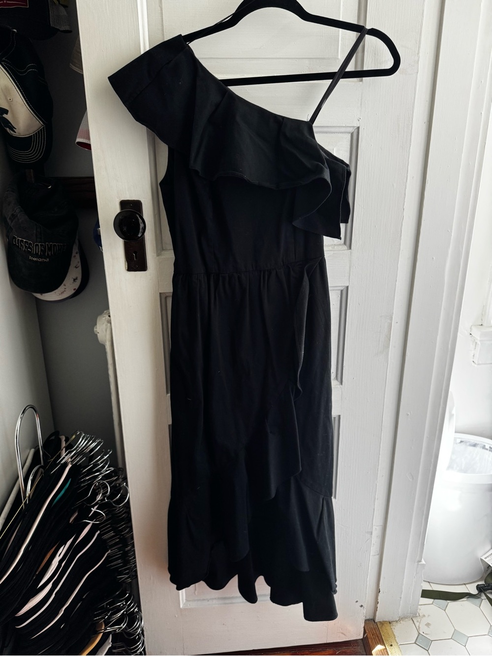 Black One-Shoulder Ruffle Dress